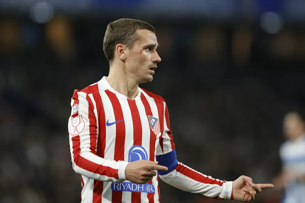 Griezmann mete al Atlético en cuartos de final