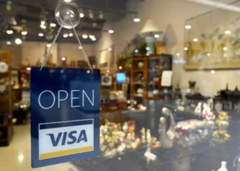 Cuándo cierra la tarjeta de crédito Visa o Mastercard