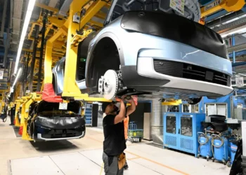 Canadá revisa aranceles para autos asiáticos