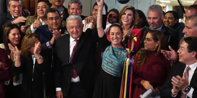 AMLO destaca que Sheinbaum sin embargo llegó a 35 millones de votos computados; ‘Me cepilló a mi’