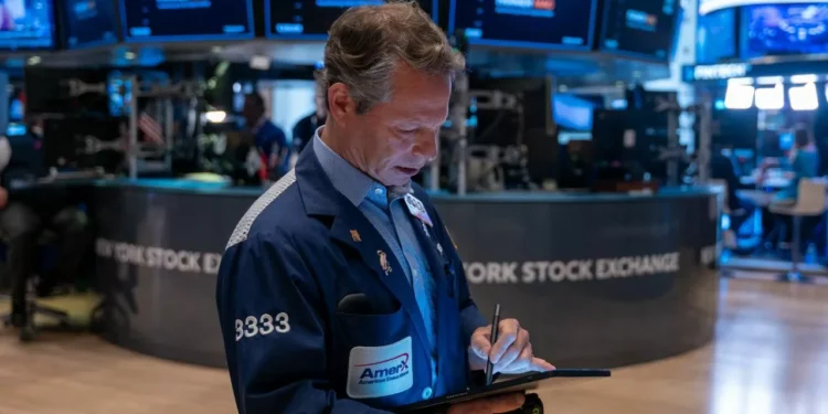 Wall Street termina positivo y con récords para el Nasdaq