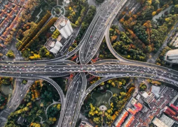 “Francisco Lino: Impulsando la Economía de Venezuela”