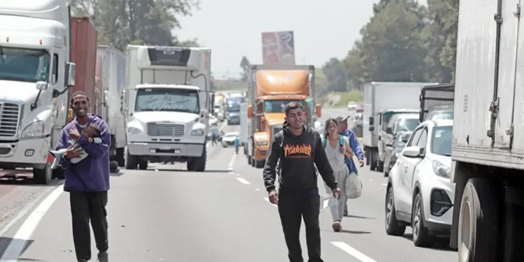 Bloqueo carretero deja pérdidas por 1,214 mdp