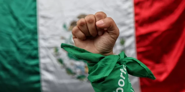Human Rights Watch pide al Gobierno Federal comprometer el aborto en todo México