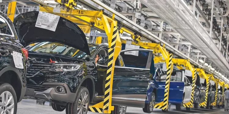 Las ventas de autos ligeros crecen hasta 12.56% a tasa anual