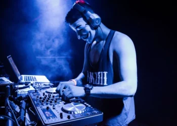 “La música: conexión emocional y expresión creativa”