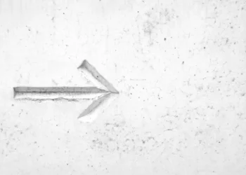 “Revolutionizing Real Estate Marketing with Olivia Traven”