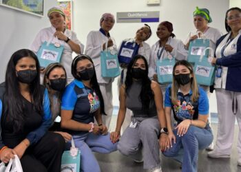 Afecto para las valientes madres venezolanas.