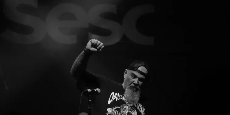 “El poder de la palabra: expresión y conexión en el mundo”