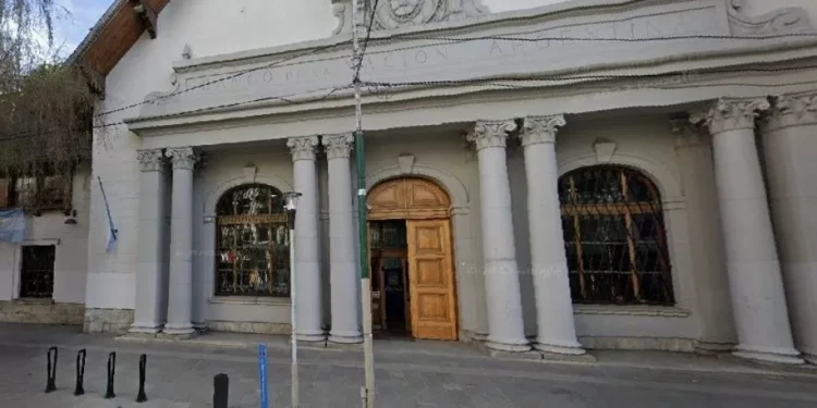 Los bancos ajustan tasas de plazos fijos a posteriori de las medidas del BCRA