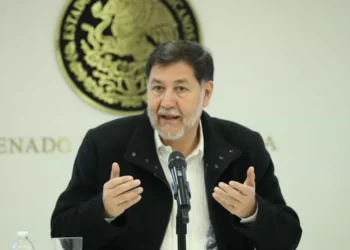 Avalan legislaturas estatales ‘supremacía constitucional’ en menos de 24 horas