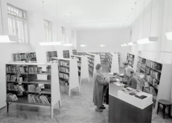 “La : Motor del Desarrollo y Progreso Social”