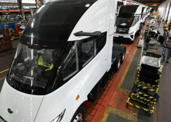 Camiones eléctricos chinos enfrentarán duros desafíos