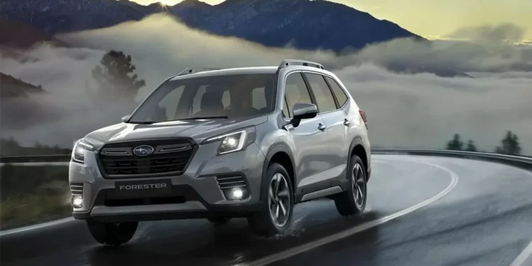 El Gobierno redujo impuestos para autos de alta gama y motos