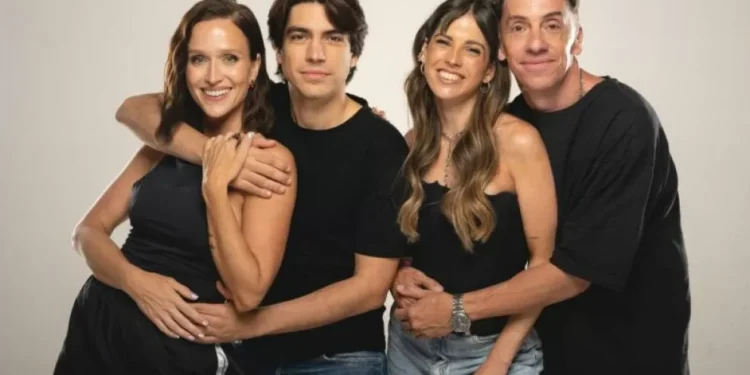 “Escape Room”: la delirante comedia que pone en juego el ingenio y la conformidad en Avenida Corrientes