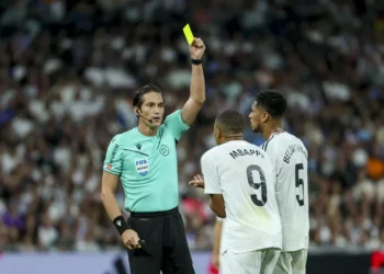 Munuera Montero no arbitrará en la Europa League esta semana