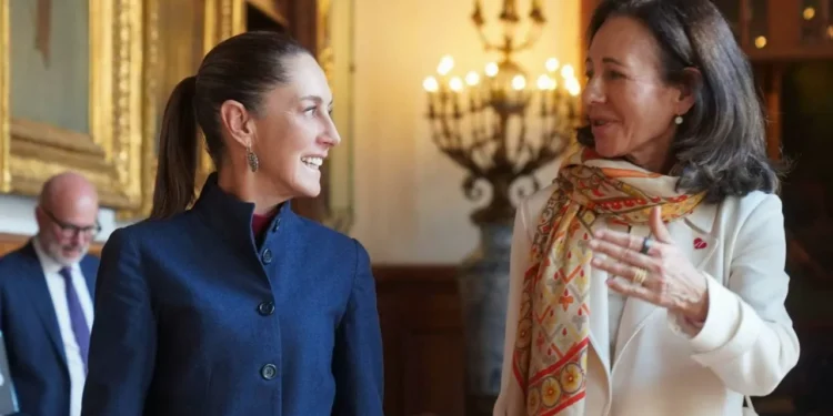 Santander invertirá 2 mmdd en México: Sheinbaum