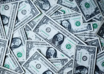 “El desafío de la economía global: cambios y logros”