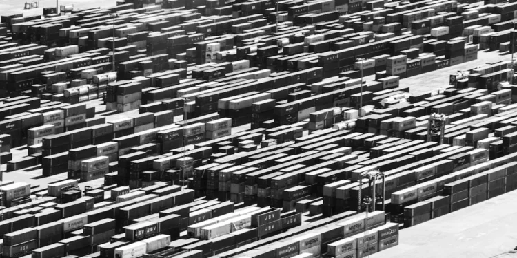 “La importancia de la economía en la sociedad actual”