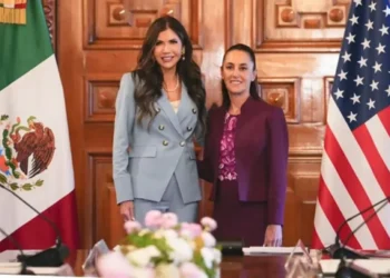 Sheinbaum se reúne con Kristi Noem en Palacio Nacional
