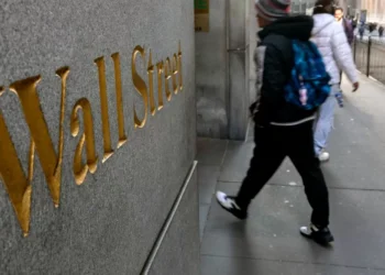 Wall Street recuperó terreno tras días negros