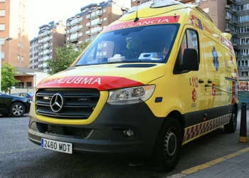 Dos heridos tras colisionar un coche y un camión en Pedrajas