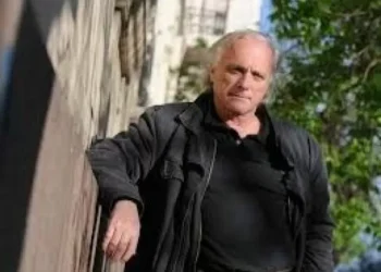 “La luz de un fósforo”: Javier Torre y un homenaje al cine cano olvidado