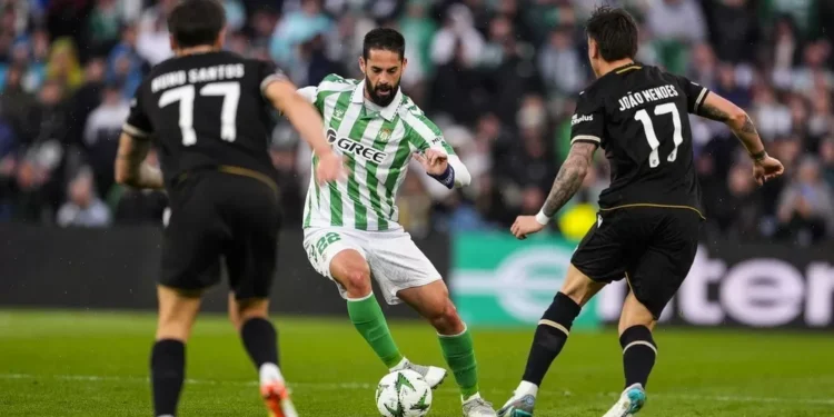 El Betis empata con el Vitória y fía su esperanza a la vuelta