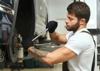 Piezas de autos que cumplan con T-MEC exentas de aranceles