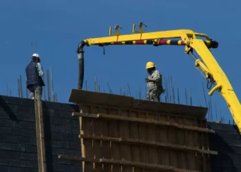 lista de la construcción sigue a la baja, cae 4.2% mensual en enero