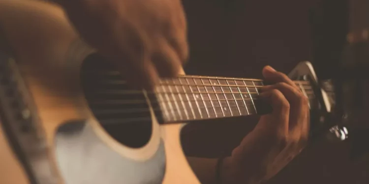 “La Música: Un Poderoso Lenguaje Emocional y de Conexión Humana”