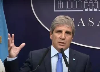 Desde el lunes el dólar será libre: arranca un novato esquema de flotación entre $1.000 y $1.400