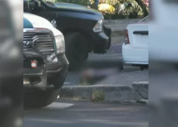 Detienen a 3 personas presuntamente relacionadas con individuo hallado dentro de una maleta en CDMX