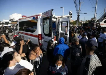 Al menos 44 muertos al colapsar una discoteca en Santo Domingo