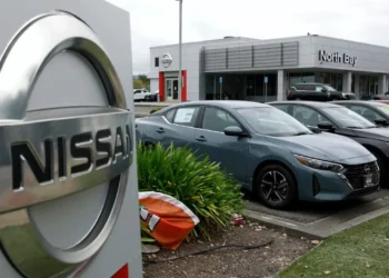 Nissan espera pérdidas por al menos 5 mmdd