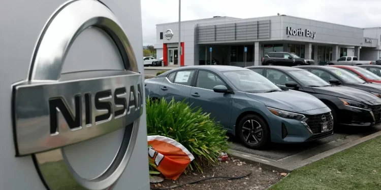Nissan espera pérdidas por al menos 5 mmdd