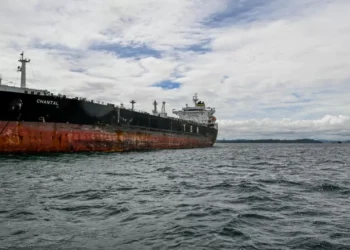 EU quiere frenar control de China en el Canal de Panamá