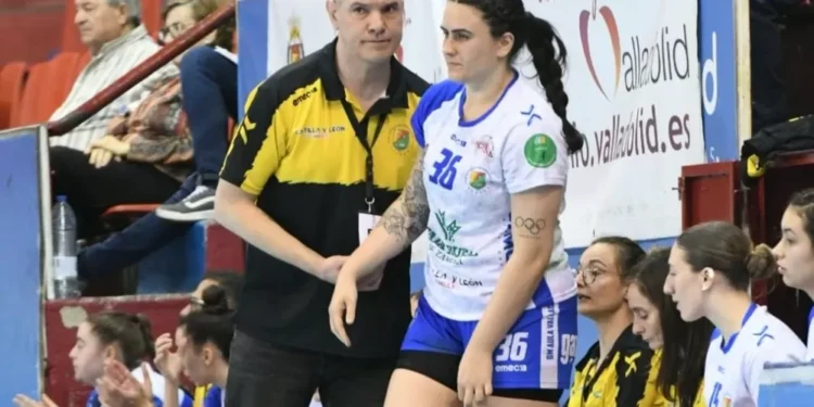 El Caja Rural Aula, a afianzar el play-off en Gijón