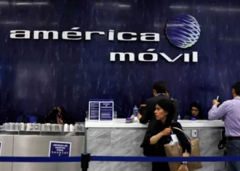 Se desconectan 1 millón de clientes de América Móvil