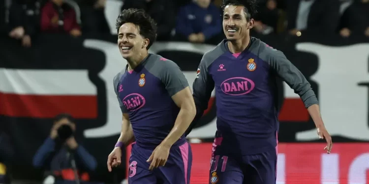 El Espanyol golea al Rayo Vallecano por la permanencia