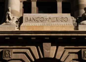 Crece probabilidad de que México entre en recesión: Banxico