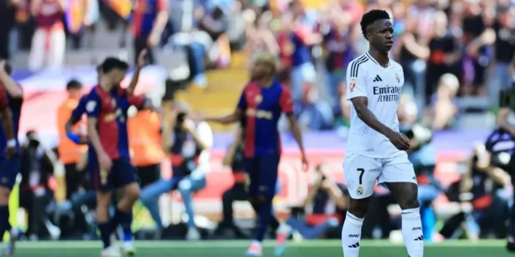 Vinícius Jr y Lucas Vázquez salieron lesionados del Clásico