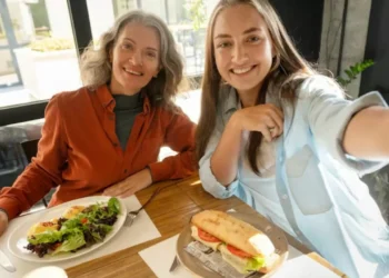 Restaurantes esperan 2 mil millones de pesos este 10 de mayo