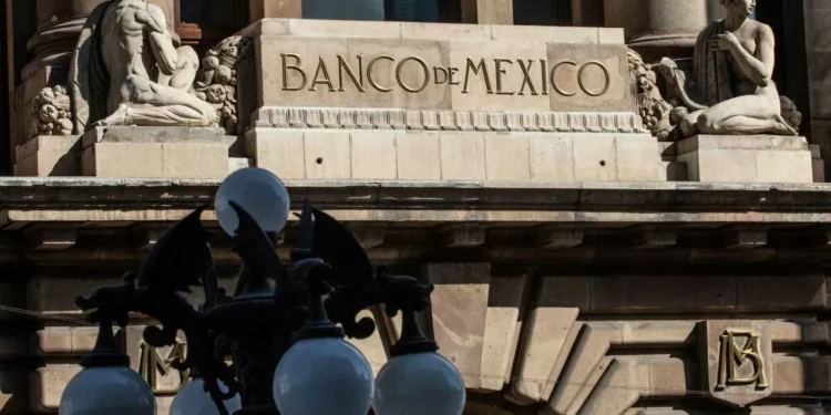 Banxico recorta 50 puntos la tasa y la ubica en 8.50%