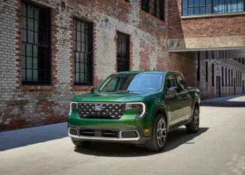 Ford advierte impacto de 1,500 mdd por aranceles