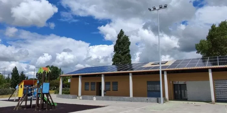 Tordesillas instala placas solares en 3 edificios municipales