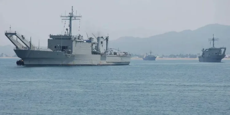 Operación en Puerto de Manzanillo se restablecerá en una semana: ASTOM