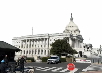 Avanza impuesto de 3.5% a remesas de lo migrantes