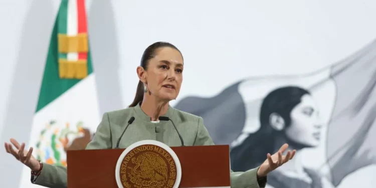 Sheinbaum acuerda con ANTAD aumento paulatino de productos nacionales