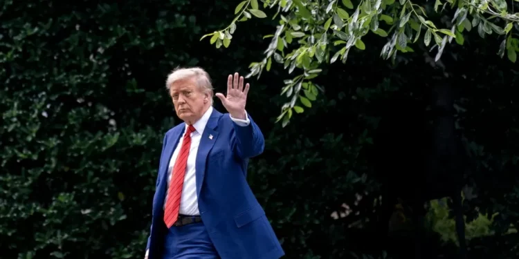 Trump acusa a España de gastar “muy poco” en defensa